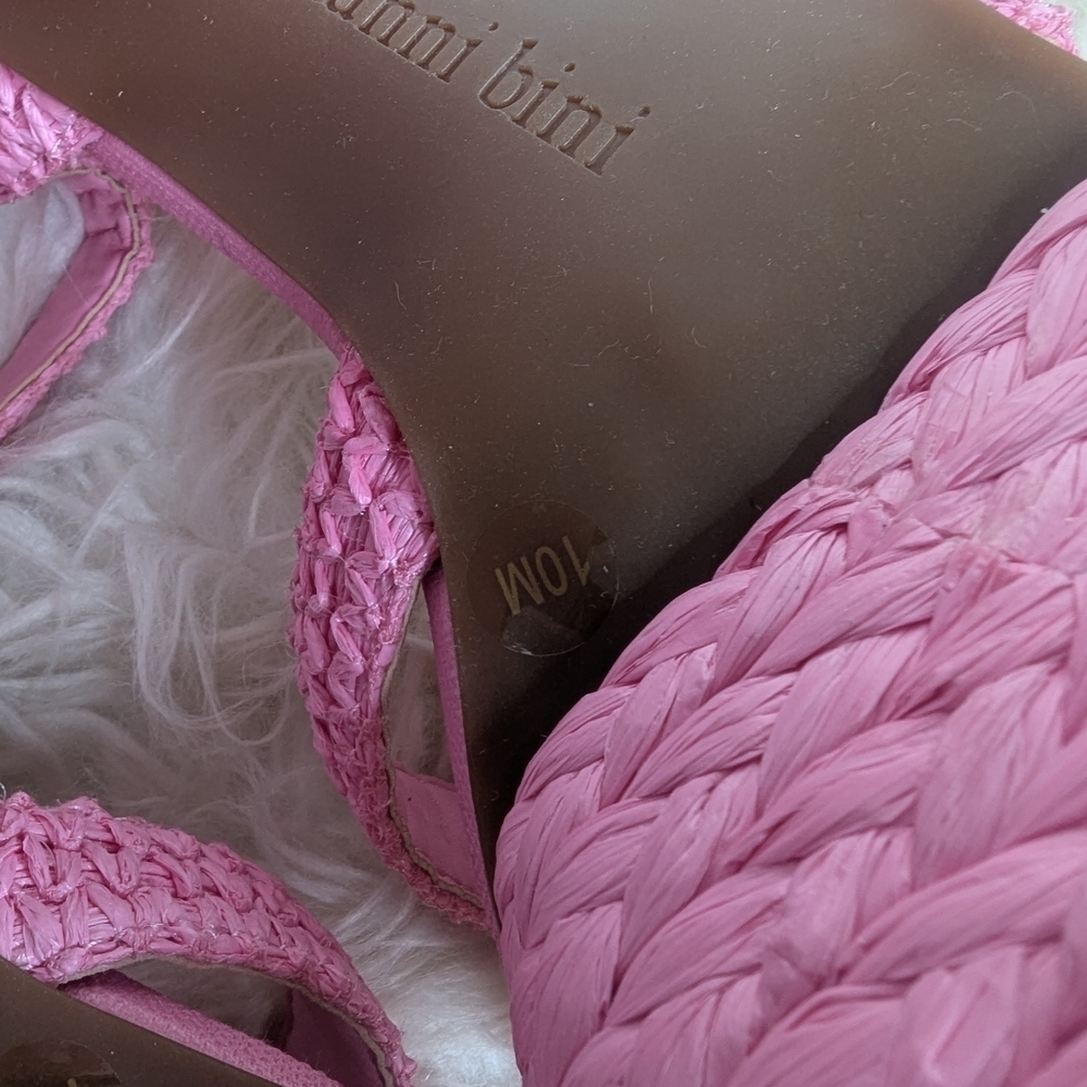 Gianni Bini Stylish Pink Platform Sandals - Picture 10 of 14